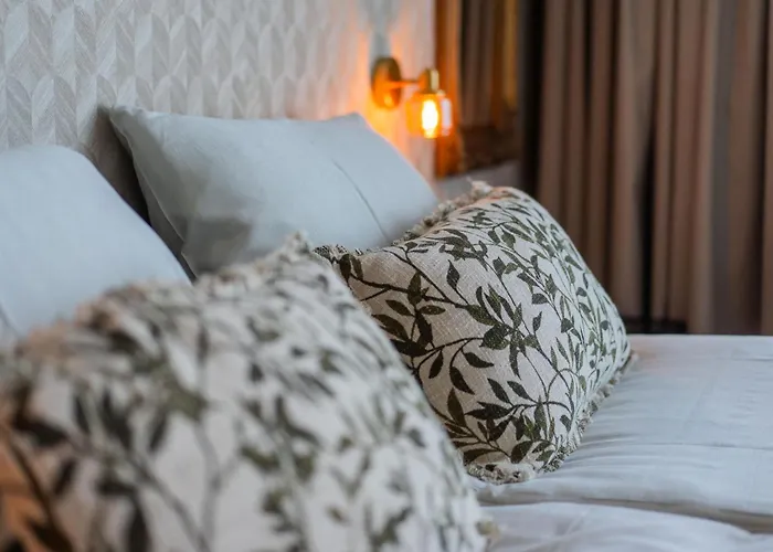 Hotel Two Brothers 4*