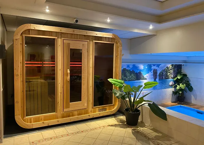 Hotel Two Brothers 4*