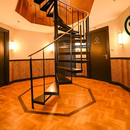 Two Brothers Hotel 4*