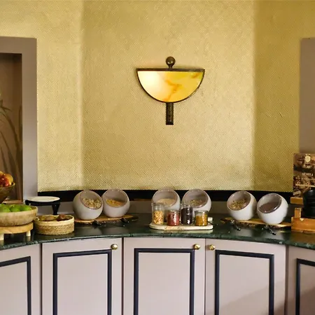 Two Brothers Hotel 4*